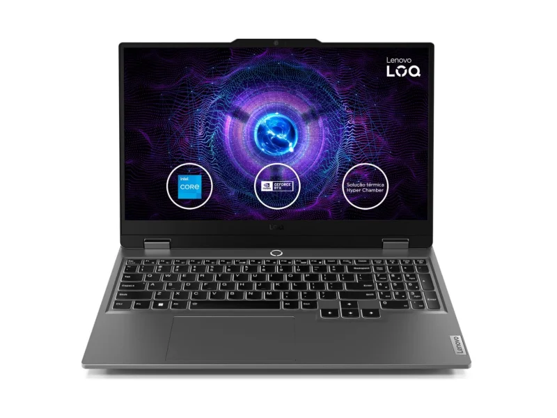 Lenovo LOQ 15IRX9 notebook gamer cinza aberto mostrando tela e teclado retroiluminado